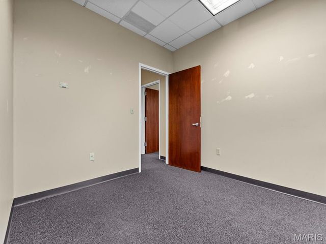 174 Clarkson Road, Ballwin, MO 63011