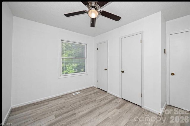 11526 US Highway 421 None, Purlear, NC 28665