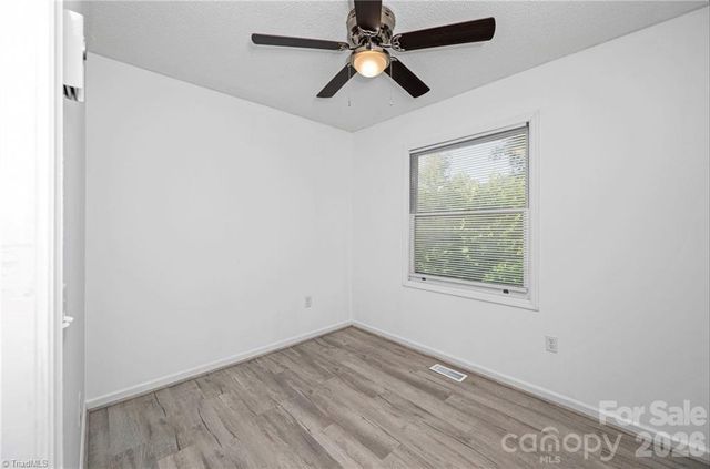 11526 US Highway 421 None, Purlear, NC 28665