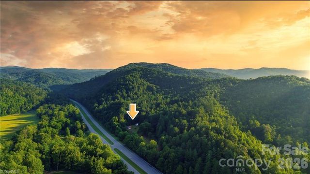 11526 US Highway 421 None, Purlear, NC 28665