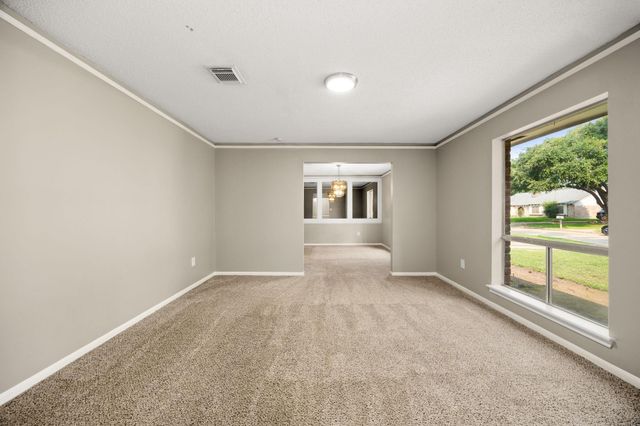 5923 Pebble Springs Drive, Houston, TX 77066