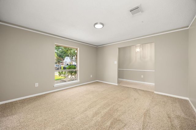 5923 Pebble Springs Drive, Houston, TX 77066