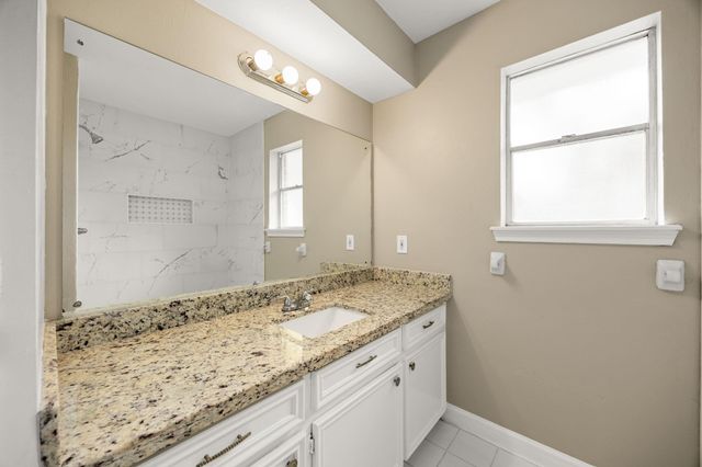 5923 Pebble Springs Drive, Houston, TX 77066