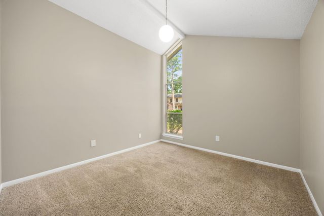 5923 Pebble Springs Drive, Houston, TX 77066