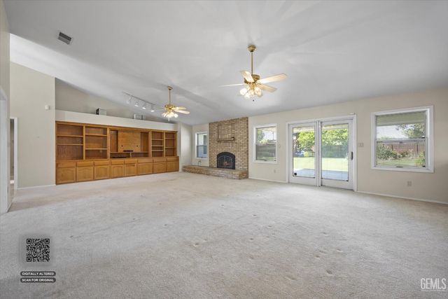 3512 Lancer Drive, Bakersfield, CA 93306