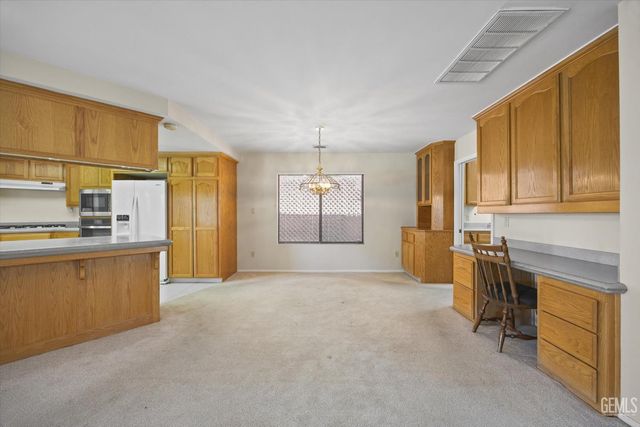 3512 Lancer Drive, Bakersfield, CA 93306