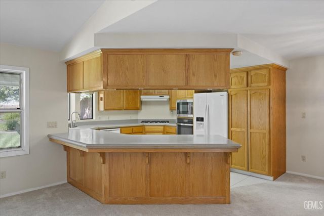 3512 Lancer Drive, Bakersfield, CA 93306