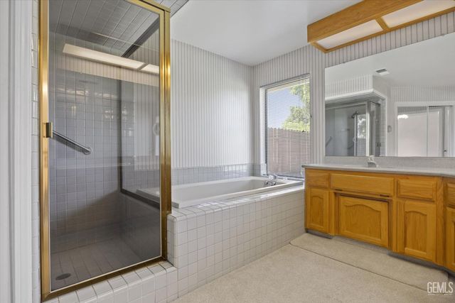 3512 Lancer Drive, Bakersfield, CA 93306