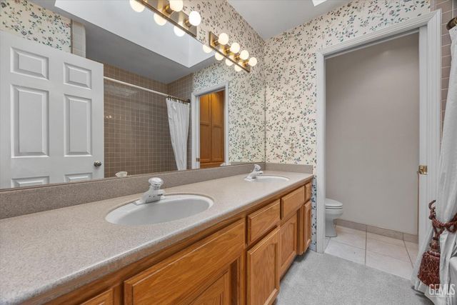 3512 Lancer Drive, Bakersfield, CA 93306