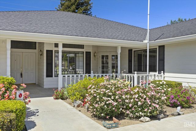 3512 Lancer Drive, Bakersfield, CA 93306