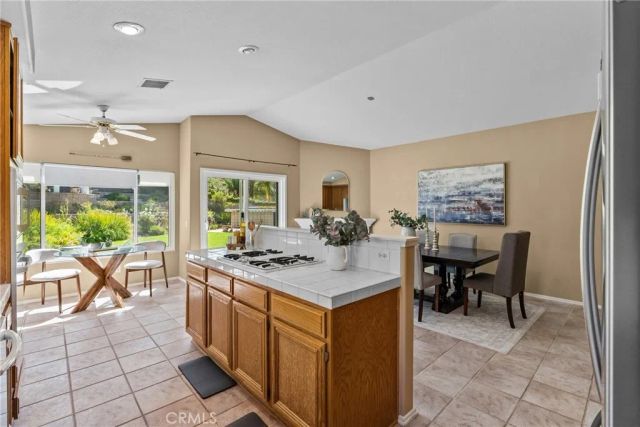 28712 Park Woodland, Saugus, CA 91390