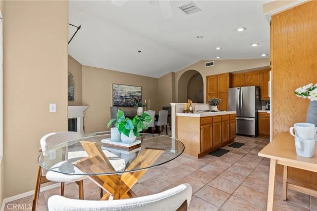 28712 Park Woodland, Saugus, CA 91390