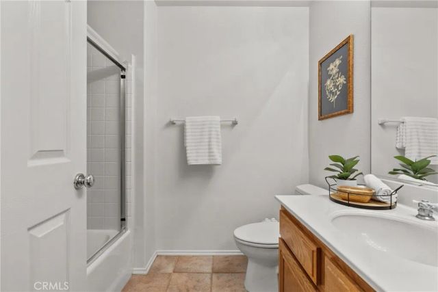 28712 Park Woodland, Saugus, CA 91390