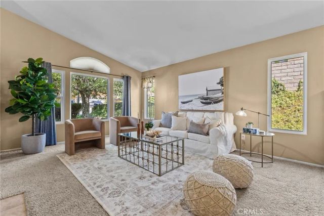 28712 Park Woodland, Saugus, CA 91390