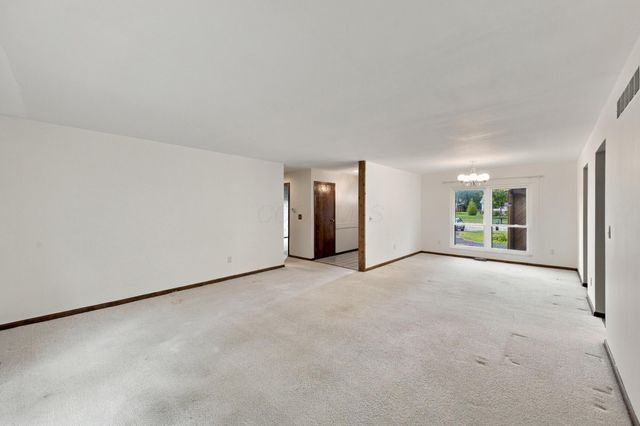159 E Schrock Road, Westerville, OH 43081