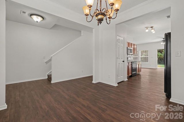 4636 Meadowfield Road, Charlotte, NC 28215