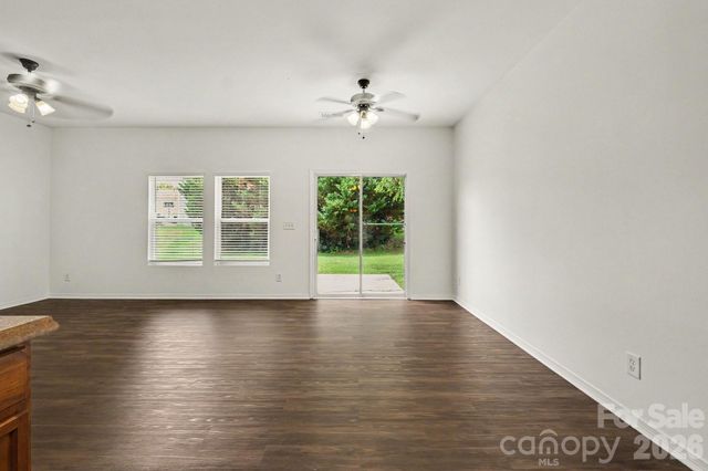4636 Meadowfield Road, Charlotte, NC 28215