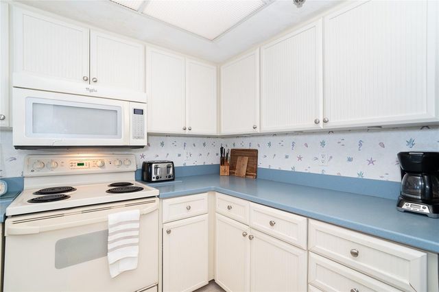 7470 PALM ISLAND DRIVE 2811, Placida, FL 33946