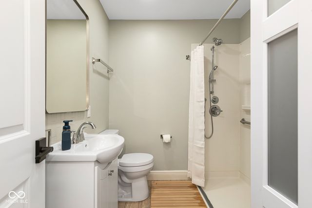 520 S Shady Lane, Austin, IN 47102