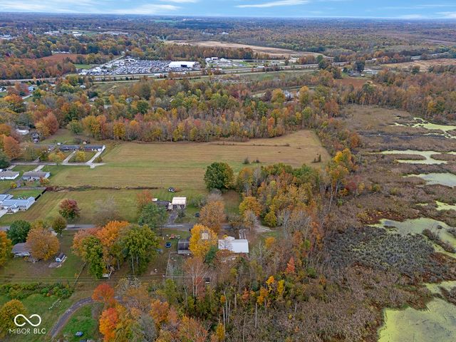 520 S Shady Lane, Austin, IN 47102