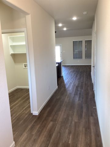 6333 Catalpa Drive, Venus, TX 76084