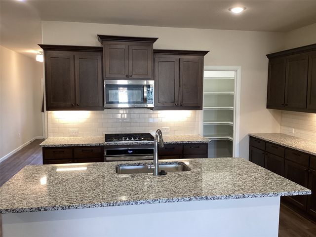 6333 Catalpa Drive, Venus, TX 76084