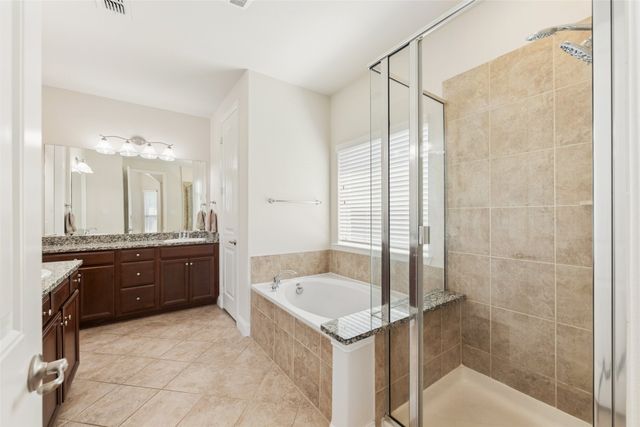 1374 Sandhurst Drive, Roanoke, TX 76262