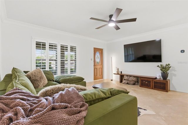 3120 PARK STREET N, St Petersburg, FL 33710