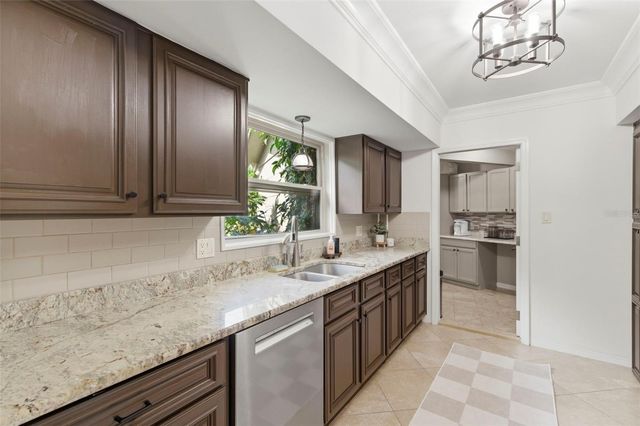 3120 PARK STREET N, St Petersburg, FL 33710