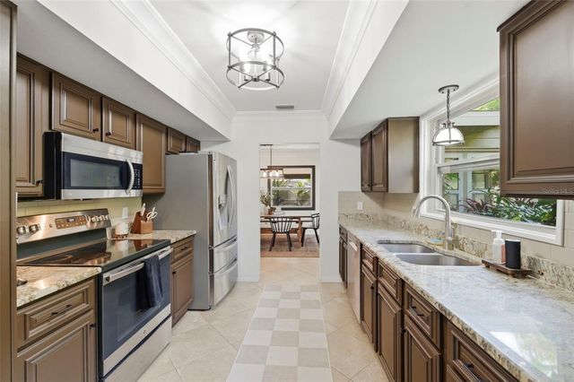 3120 PARK STREET N, St Petersburg, FL 33710