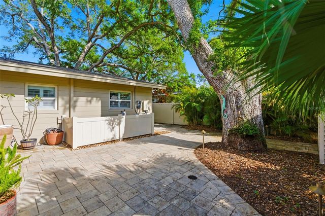 3120 PARK STREET N, St Petersburg, FL 33710