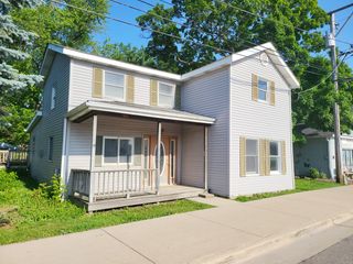 67 S Somonauk Road, Cortland, IL 60112
