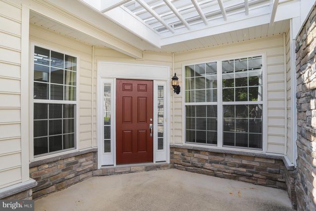 20429 ISLAND WEST SQ, Ashburn, VA 20147