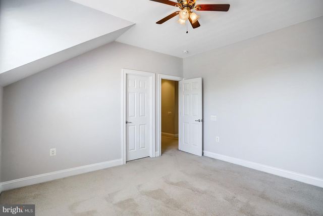 20429 ISLAND WEST SQ, Ashburn, VA 20147