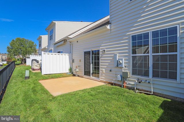 20429 ISLAND WEST SQ, Ashburn, VA 20147
