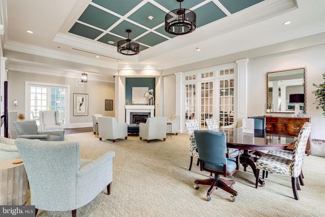 20429 ISLAND WEST SQ, Ashburn, VA 20147
