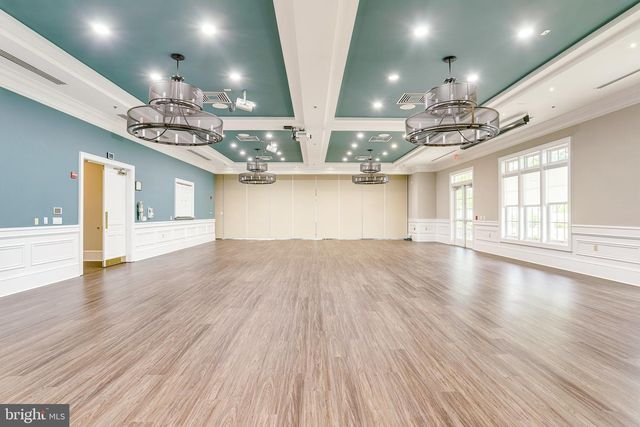 20429 ISLAND WEST SQ, Ashburn, VA 20147
