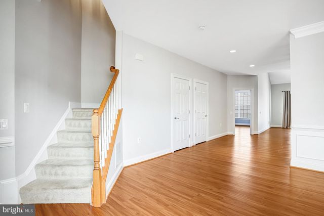 20429 ISLAND WEST SQ, Ashburn, VA 20147