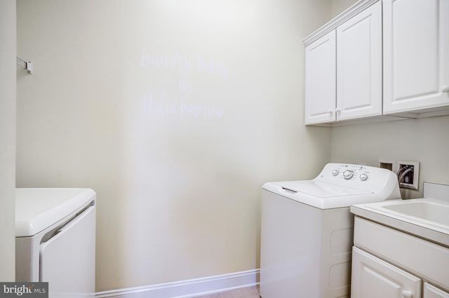 20429 ISLAND WEST SQ, Ashburn, VA 20147