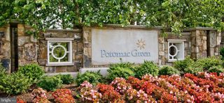 20429 ISLAND WEST SQ, Ashburn, VA 20147