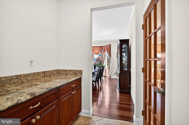 23 ZAITZ FARM RD, West Windsor, NJ 08550