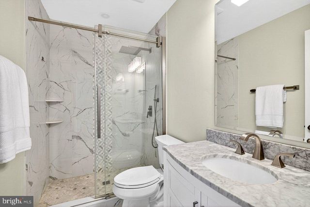 23 ZAITZ FARM RD, West Windsor, NJ 08550