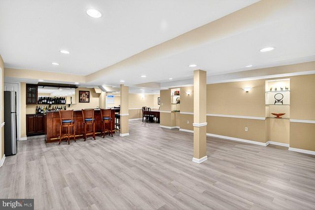 23 ZAITZ FARM RD, West Windsor, NJ 08550