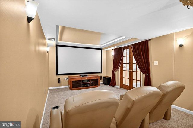 23 ZAITZ FARM RD, West Windsor, NJ 08550