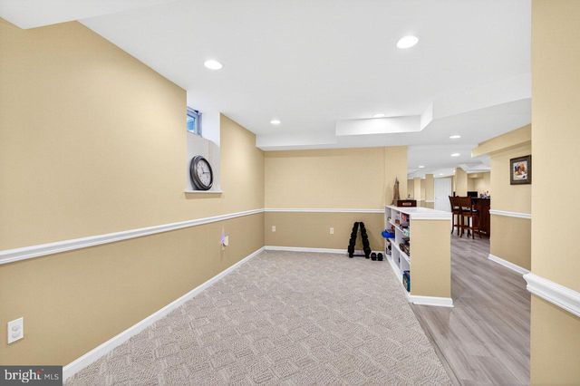 23 ZAITZ FARM RD, West Windsor, NJ 08550
