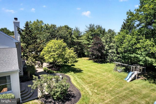 23 ZAITZ FARM RD, West Windsor, NJ 08550