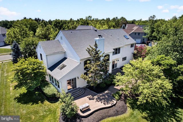 23 ZAITZ FARM RD, West Windsor, NJ 08550