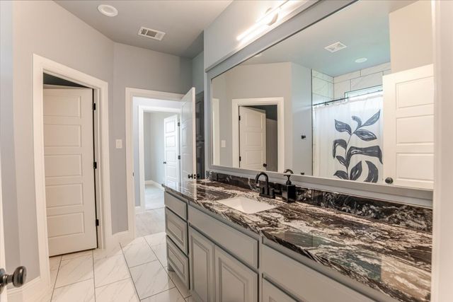 8524 Bronco Drive, Godley, TX 76044