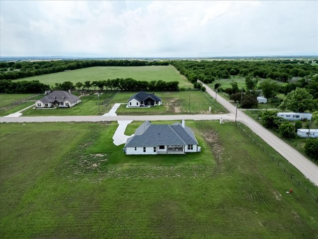 8524 Bronco Drive, Godley, TX 76044