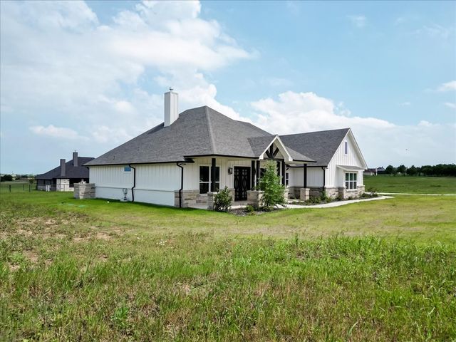 8524 Bronco Drive, Godley, TX 76044